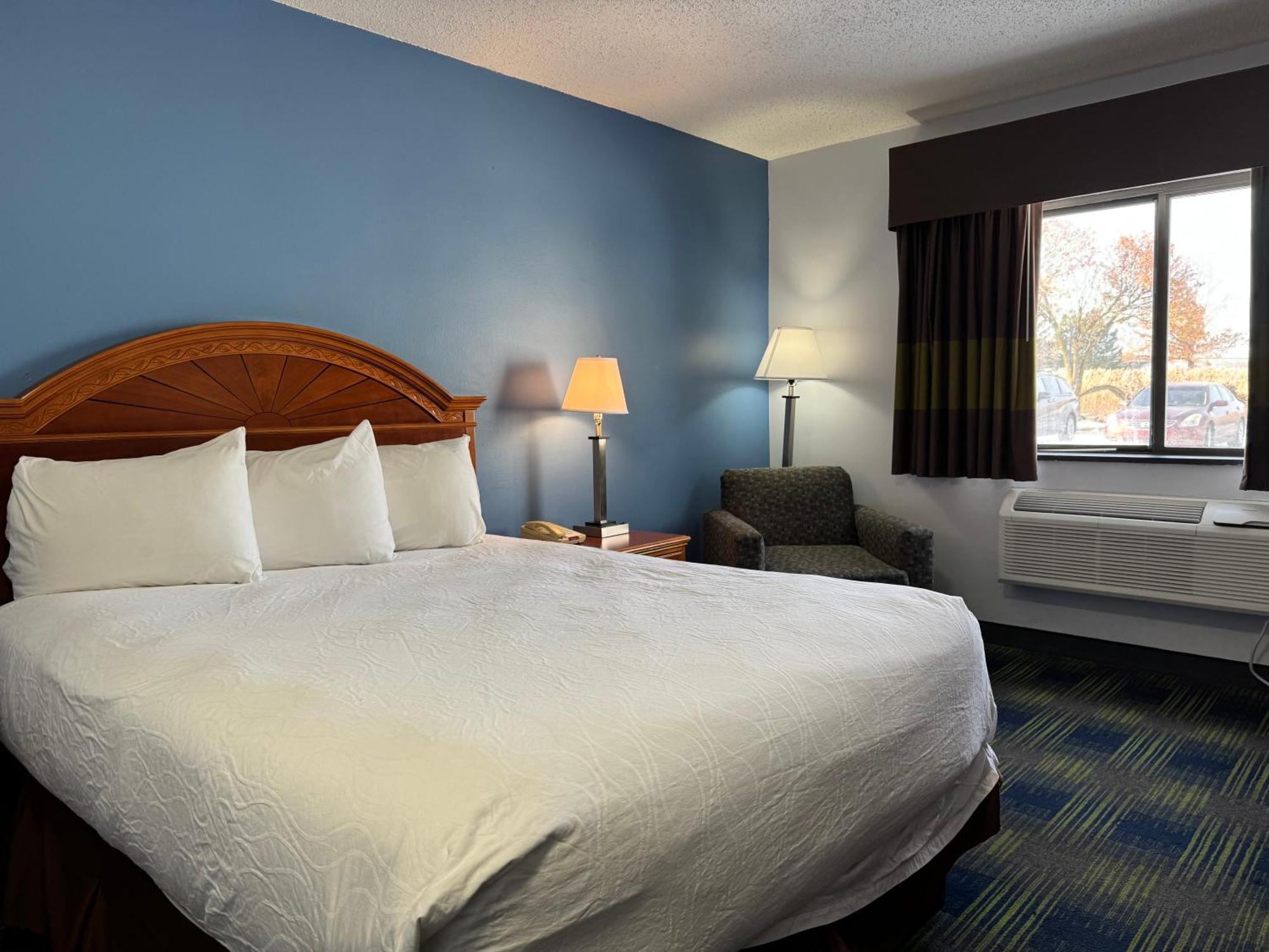 South Ridge Inn North Ridgeville Экстерьер фото